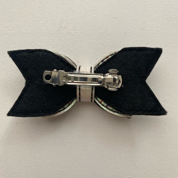 COPY - New Halloween bow barrette/clip with kitty in pumpkin costume applique - Picture 5 of 5